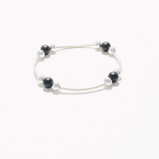 Barre et perles en argent sterling avec bracelet perlé en onyx noir