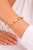 Bracelet de perles ovales rempli d'or 14 carats de 6 mm
